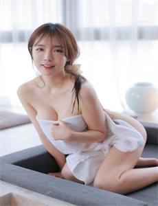麻婆豆腐传媒入口-美女裸胸不打马赛克