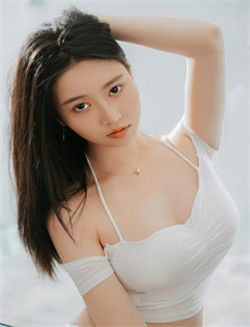 女技师上门给男子按摩被压身-欧美电影巜性监狱